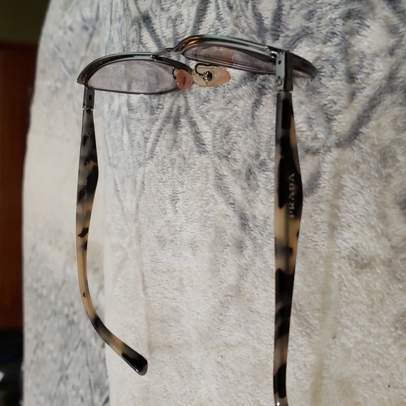 Authentic Prada glasses - Picture 3 of 4